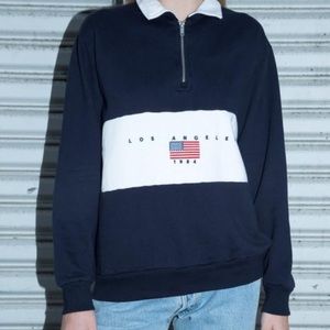 Brandy Melville los Angela’s half size sweater